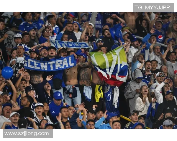 欧联杯焦点战曼城与巴萨激战成平局帽子戏法瞬间引发全场热烈反响